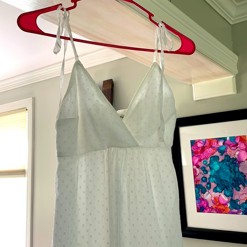 Abercrombie white sundress EUC